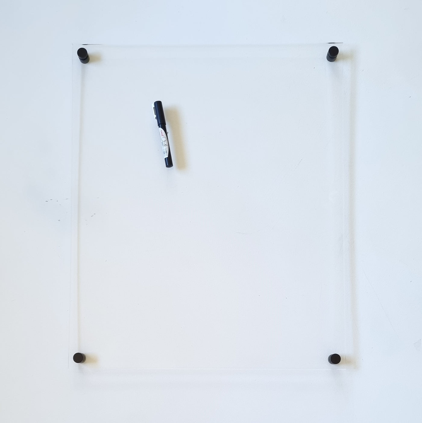 Siisti Acrylic Frameless Whiteboard with Black Chalk Marker